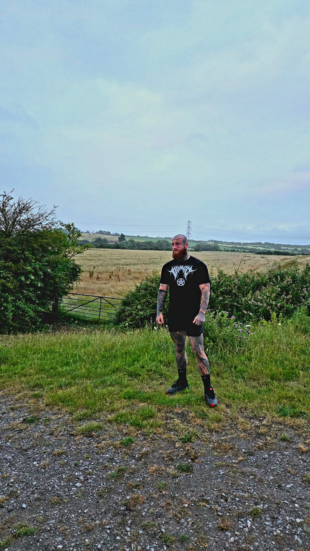 OUTLAWED TEE